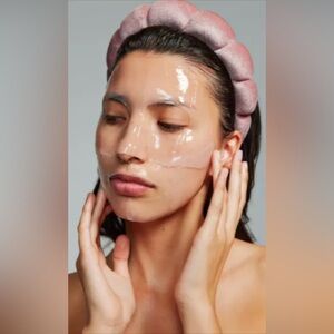 Urban Outfitters Spa Day Bubble Headband